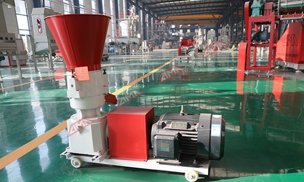 Granulator de cereale MAIKONG procesând cereale dure